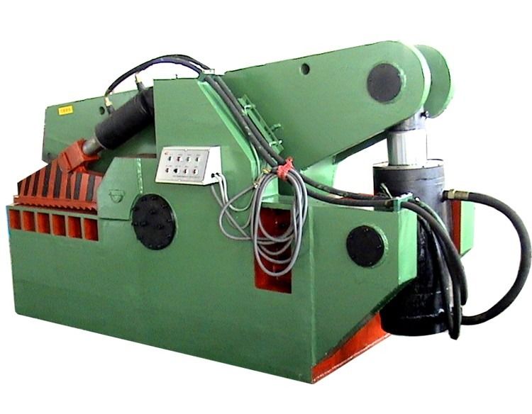 Industrial Alligator Shear With 2000kN Cutting Force For Medium Scrap Steel And Recycling Yard Processing